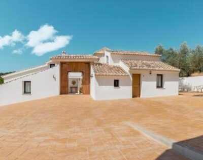 Villa with Sauna in Villanueva del Rosario