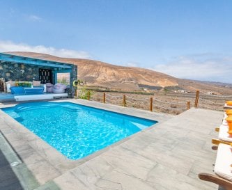 6 Bedroom Villa In Lanzarote