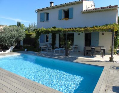 Superb villa very pleasant 2500 m2, magical location near center Lorgues