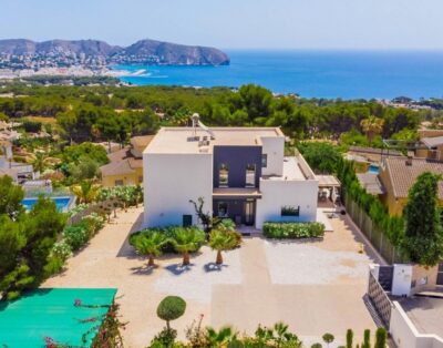 Villa Brisa de Mar – Modern and Luxury 5 bedroom villa with sea views