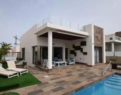 Casa June VillaMartin 4 bed & 4 bathrooms